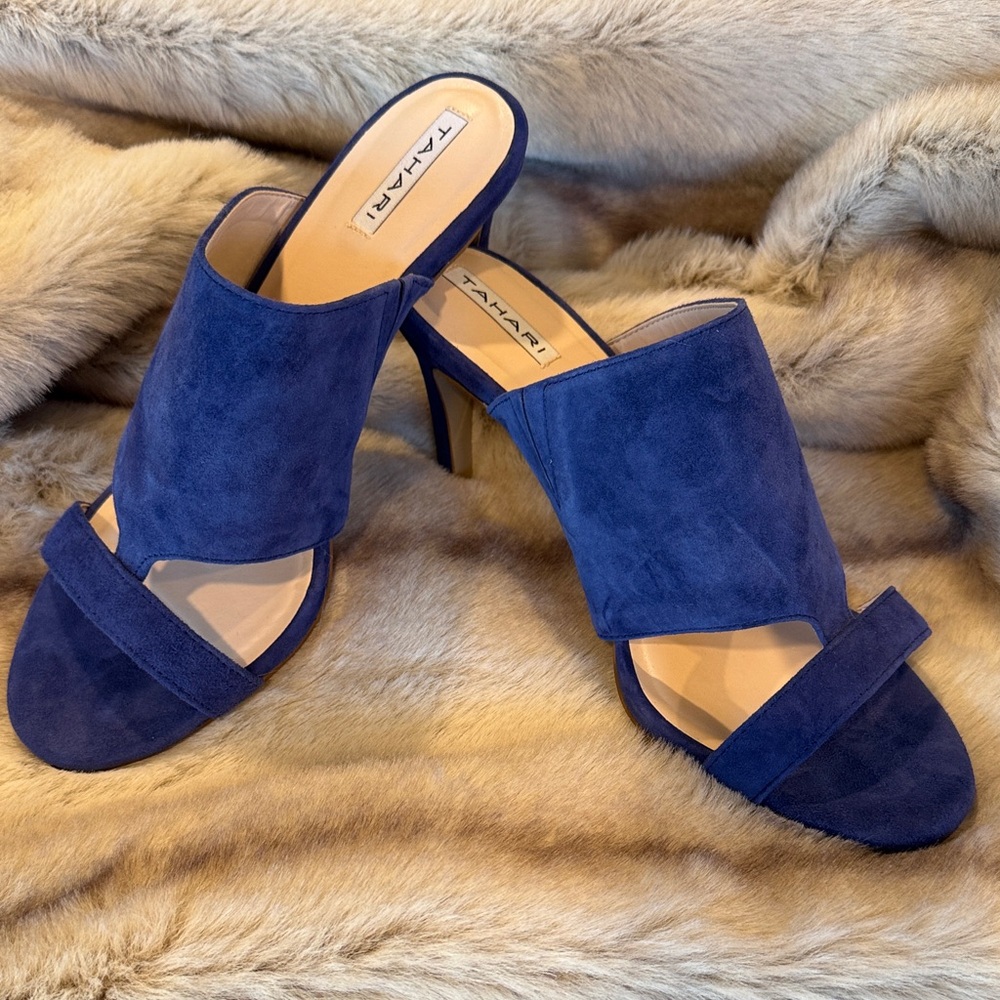 Tahari Royal Blue Suede Heels